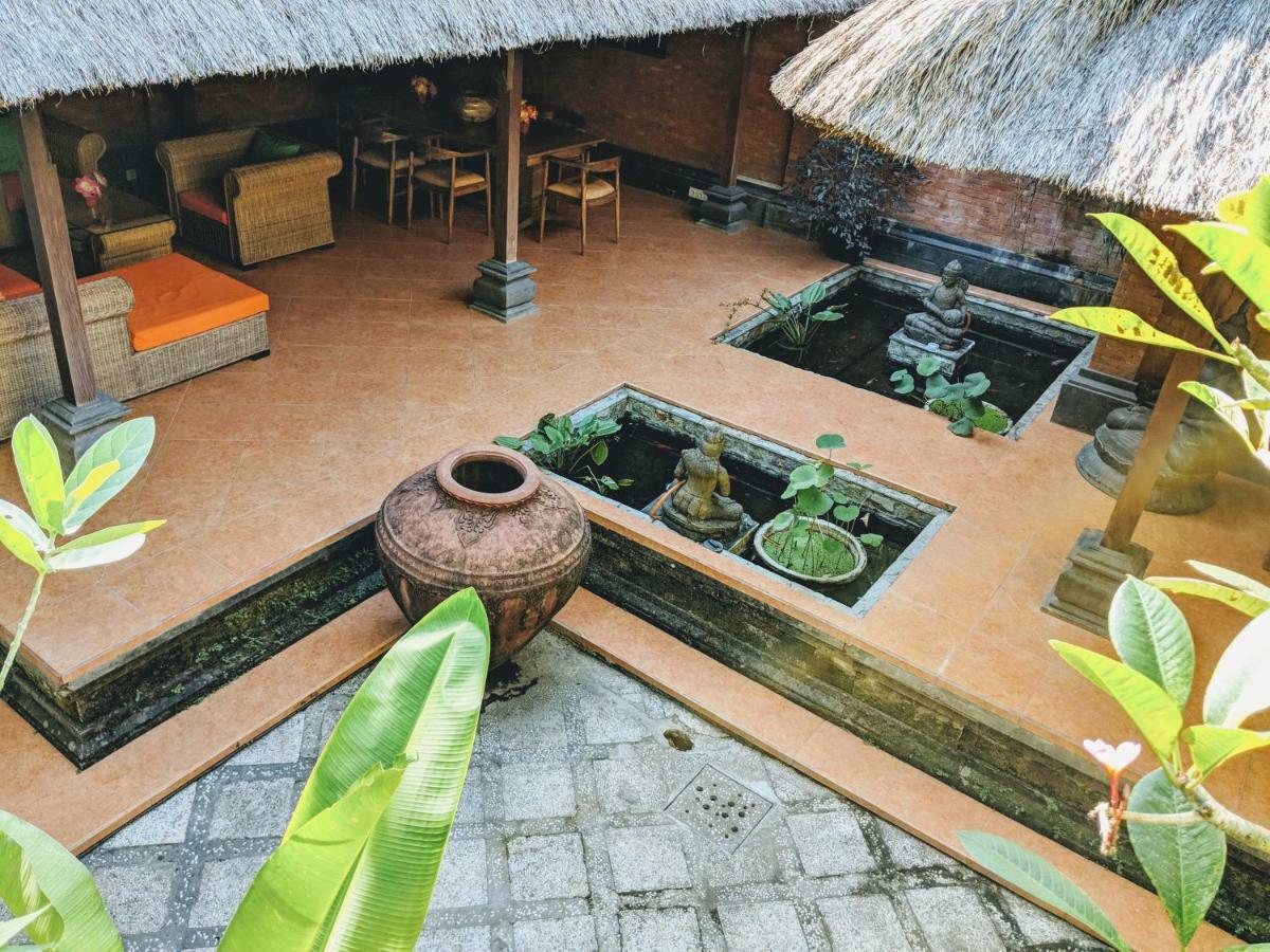 The Laras Villa Jimbaran Dış mekan fotoğraf