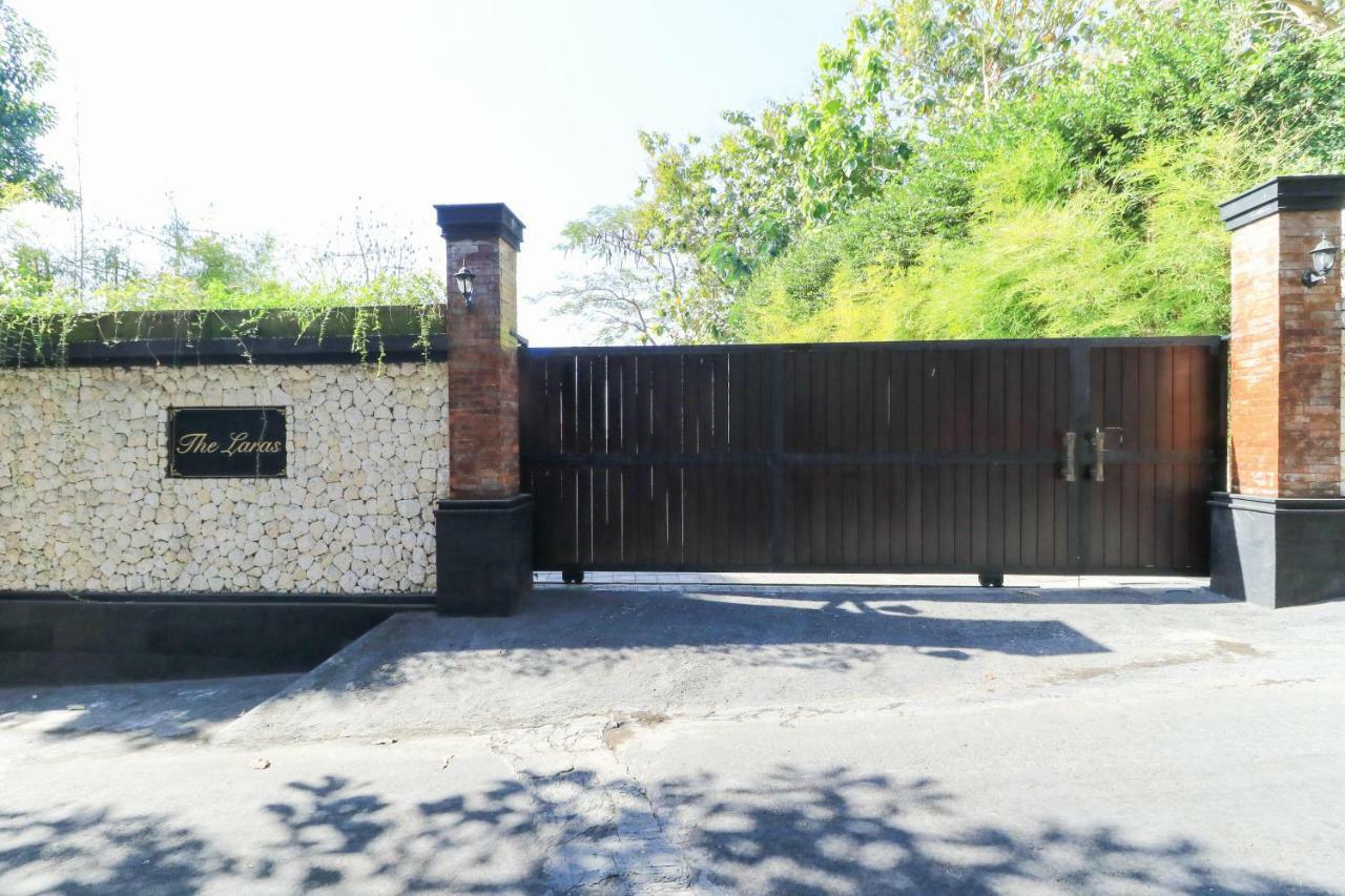 The Laras Villa Jimbaran Dış mekan fotoğraf
