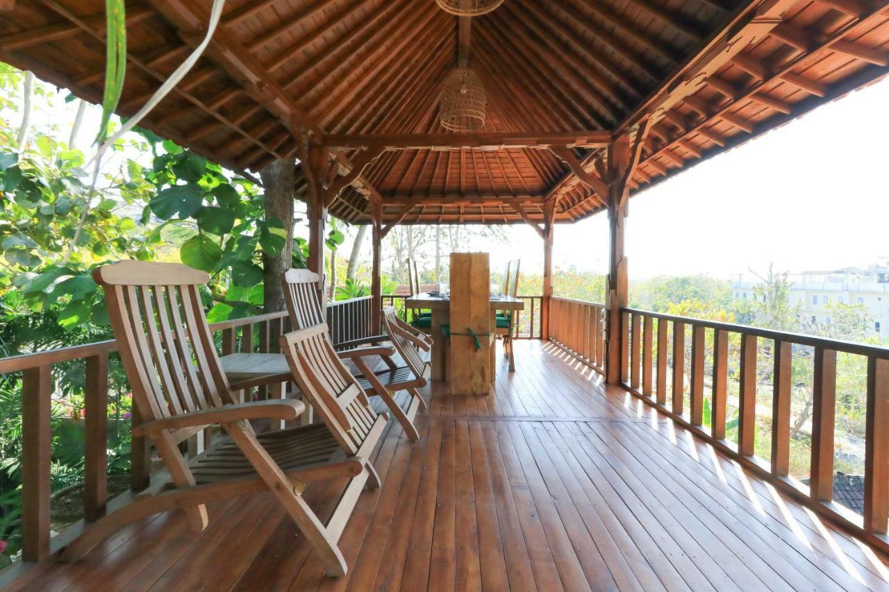 The Laras Villa Jimbaran Dış mekan fotoğraf