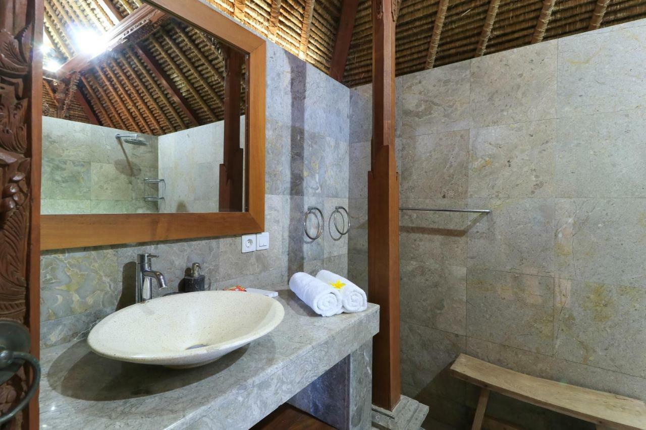 The Laras Villa Jimbaran Dış mekan fotoğraf