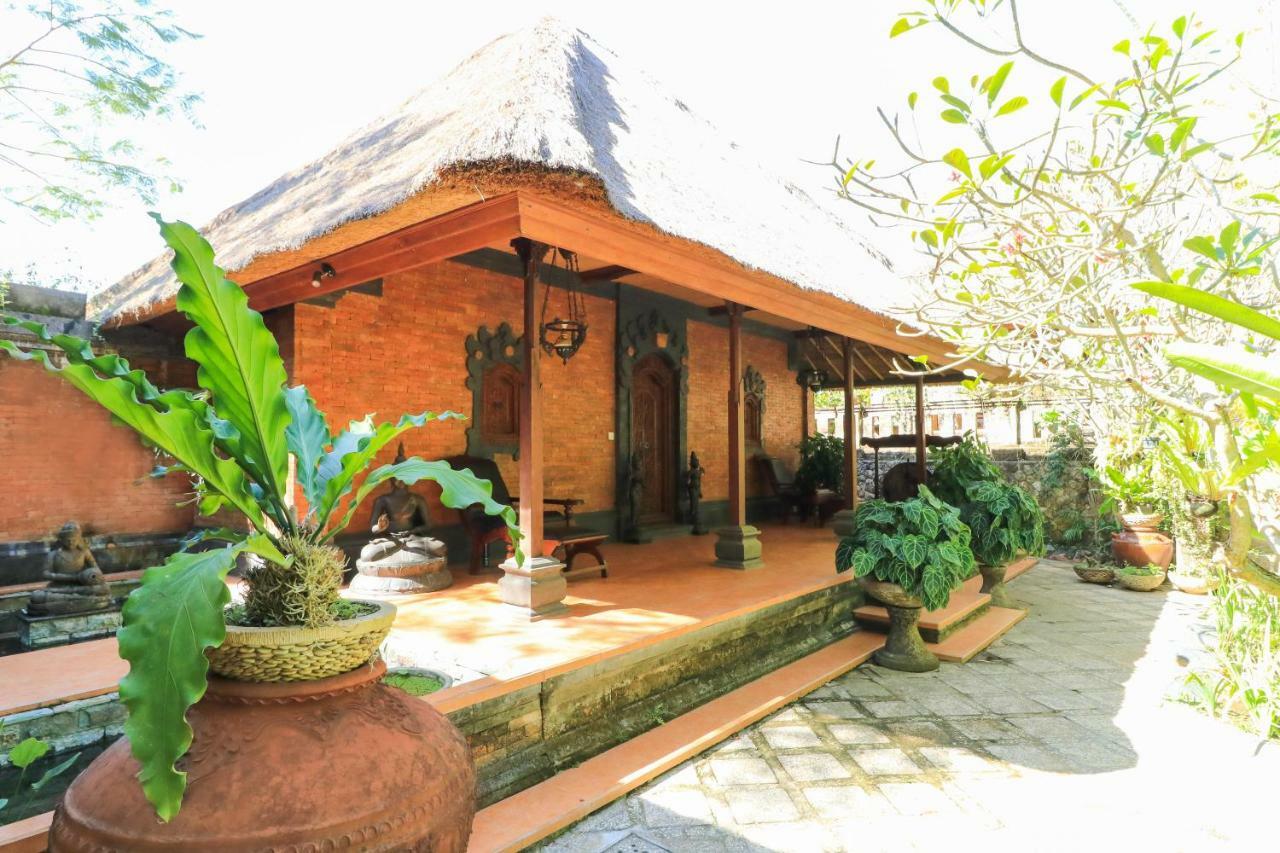 The Laras Villa Jimbaran Dış mekan fotoğraf